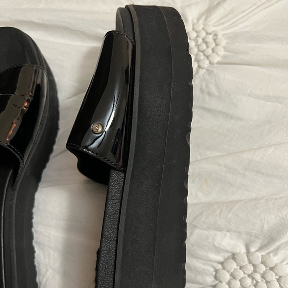 Limited Edition UGG Platform Slides - Picture 4 of 5